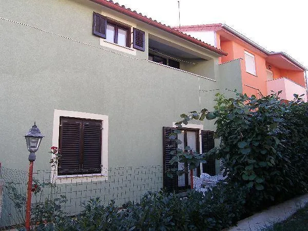 Apartment Anni Pula